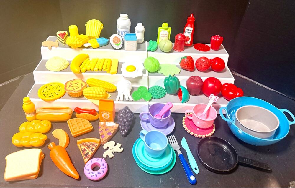 Play pretend food dishes kitchen 82 pc set z